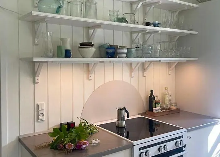 Modern In Peaceful Surroundings *