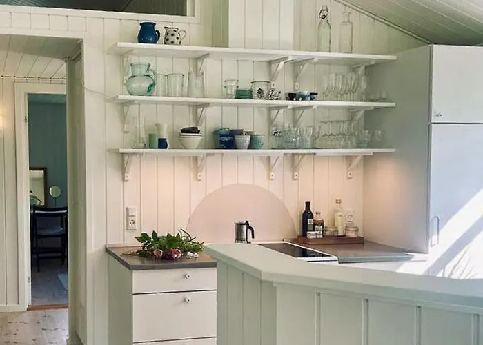 Semesterbostad Modern In Peaceful Surroundings *