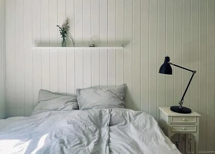 Modern In Peaceful Surroundings *